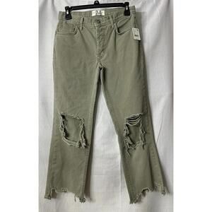 NWT Free People Womens Juniors Green Distressed Destroyed Jeans Denim Size 24